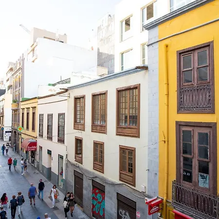 Castillo 17 A * Santa Cruz de Tenerife